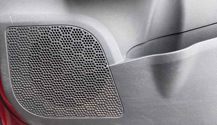 2017 Mahindra KUV 100 NXT K2 P 6 STR, Petrol, Manual, 38,447 km, Speaker