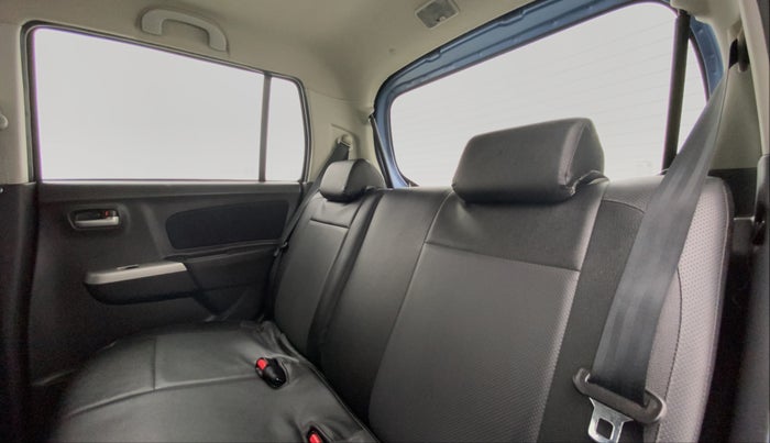 2012 Maruti Wagon R 1.0 VXI, Petrol, Manual, 67,318 km, Right Side Rear Door Cabin