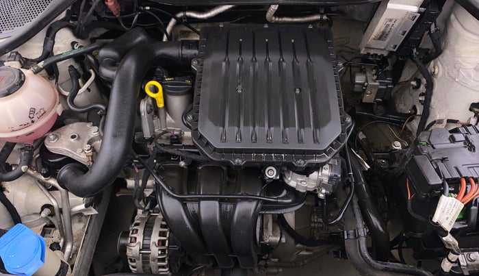 2018 Volkswagen Ameo HIGHLINE PLUS 1.0L 16 ALLOY, Petrol, Manual, 61,244 km, Engine View