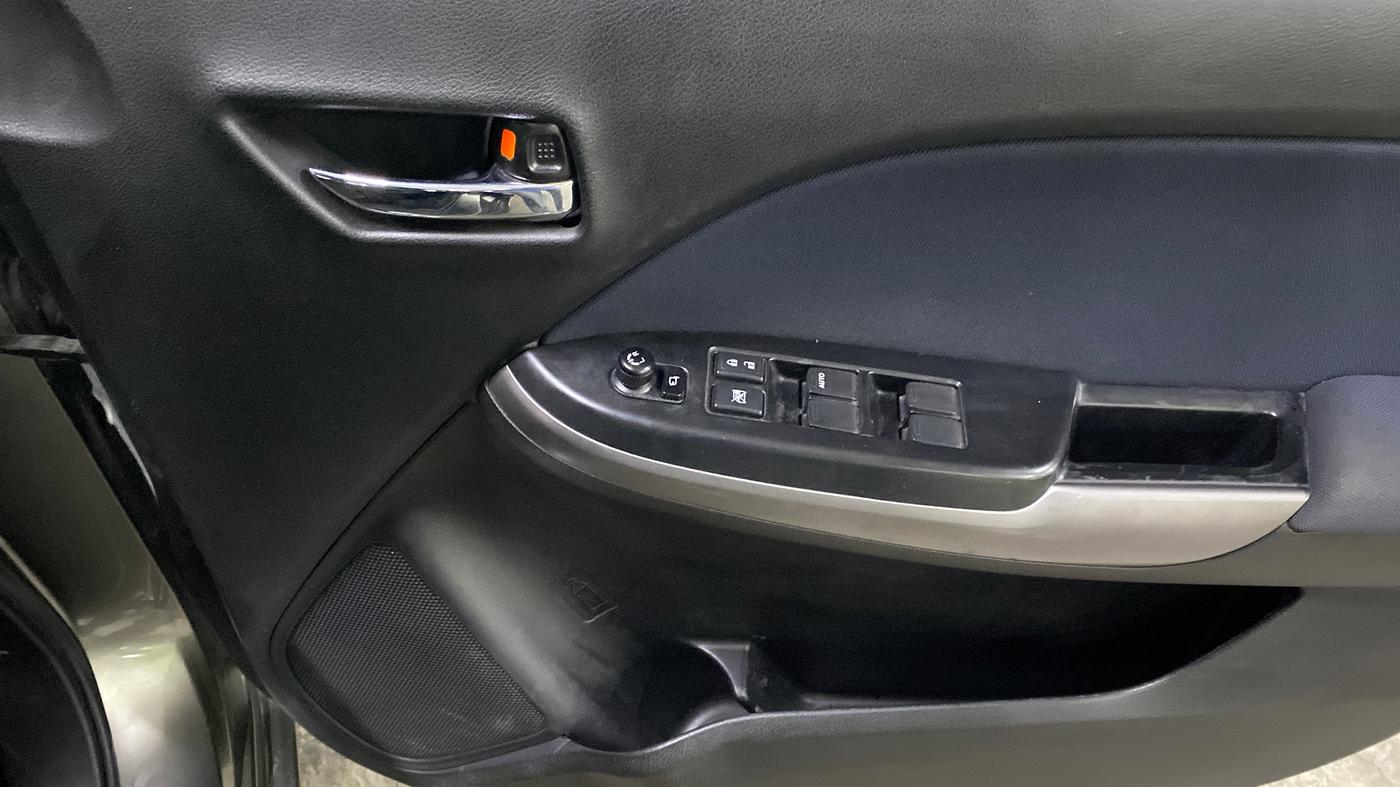 2022 Toyota Glanza G, Petrol, Manual, 39,427 km, Driver Side Door Panels Control