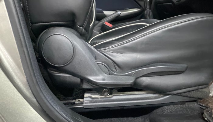 2022 Toyota Glanza G, Petrol, Manual, 39,427 km, Driver Side Adjustment Panel