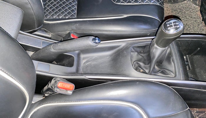 2022 Toyota Glanza G, Petrol, Manual, 39,427 km, Gear Lever