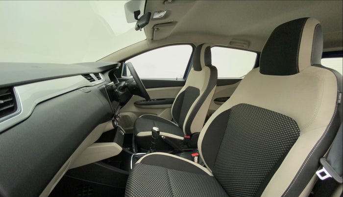 2019 Renault TRIBER RXZ, Petrol, Manual, 37,417 km, Right Side Front Door Cabin