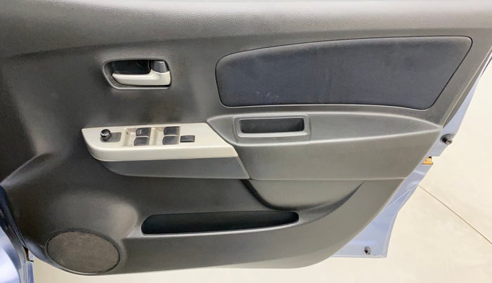 2011 Maruti Wagon R 1.0 VXI, Petrol, Manual, 69,138 km, Driver Side Door Panels Control
