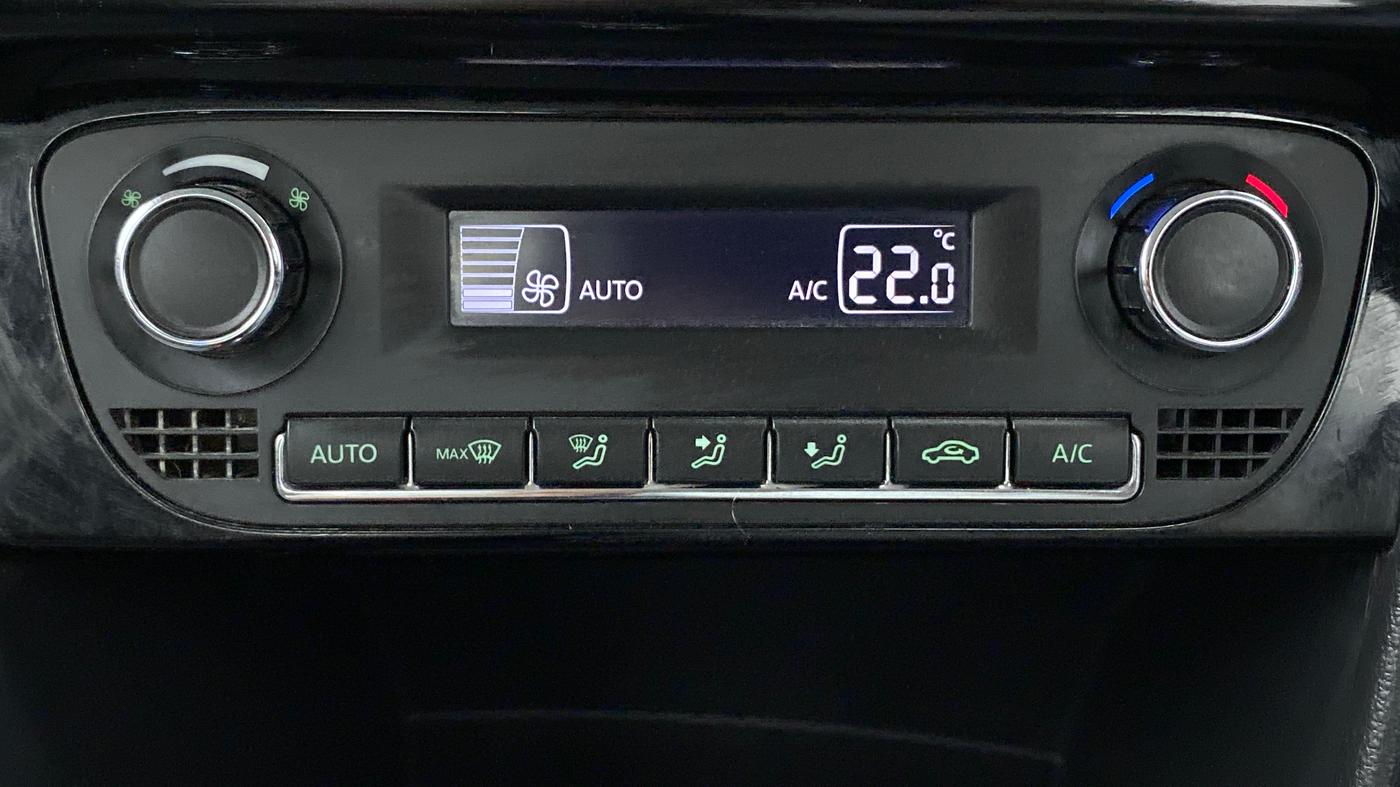 2021 Skoda Rapid 1.0 AMBITION TSI MT, Petrol, Manual, 17,006 km, Automatic Climate Control