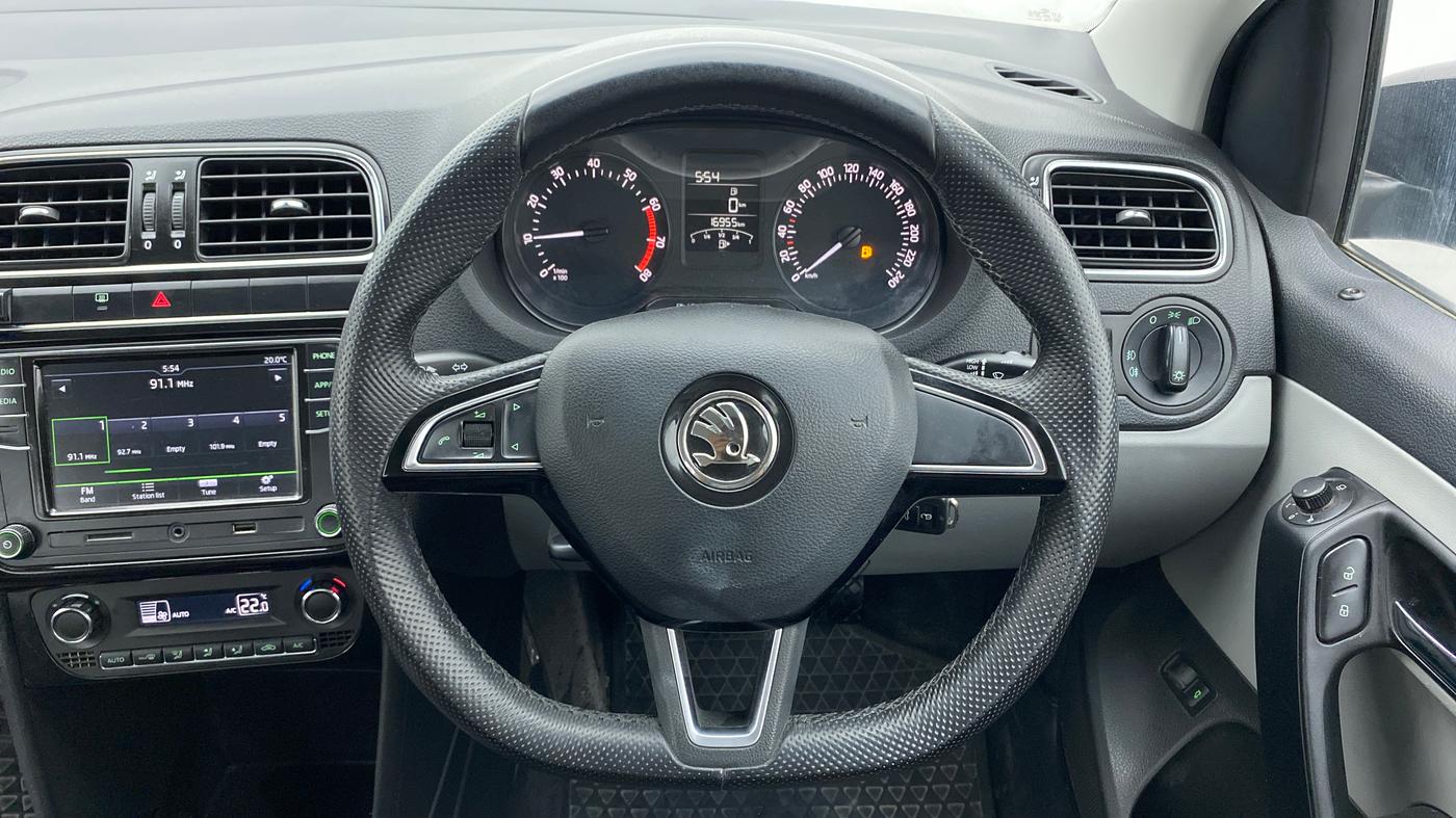 2021 Skoda Rapid 1.0 AMBITION TSI MT, Petrol, Manual, 17,006 km, Steering Wheel Close Up