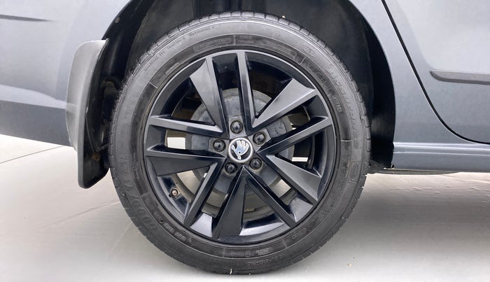 2021 Skoda Rapid 1.0 AMBITION TSI MT, Petrol, Manual, 17,006 km, Right Rear Wheel