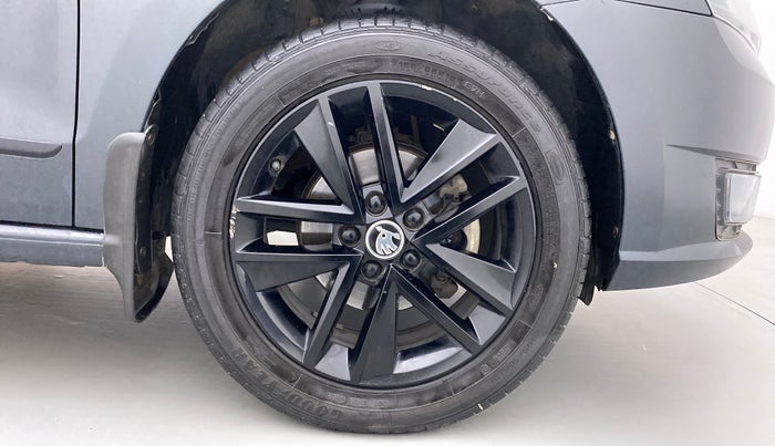2021 Skoda Rapid 1.0 AMBITION TSI MT, Petrol, Manual, 17,006 km, Right Front Wheel