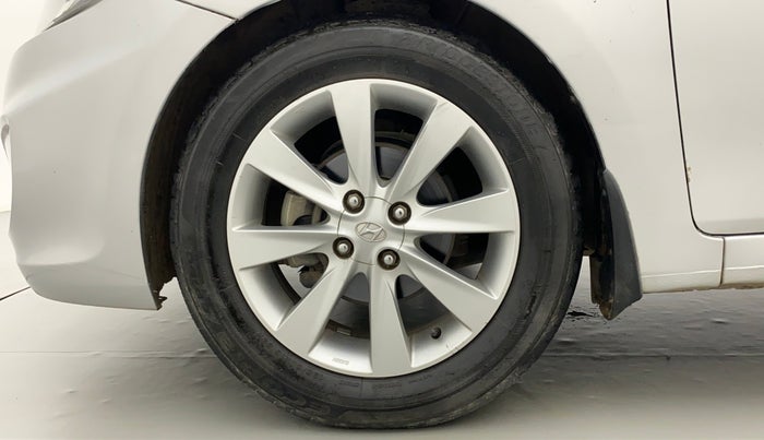 2011 Hyundai Verna FLUIDIC 1.6 VTVT SX OPT AT, Petrol, Automatic, 74,799 km, Left Front Wheel