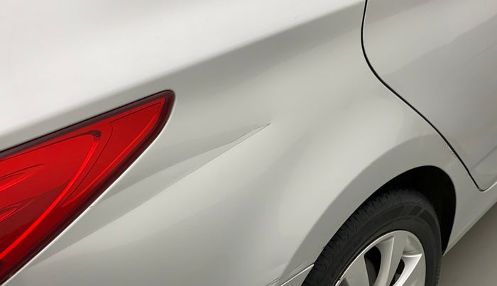2011 Hyundai Verna FLUIDIC 1.6 VTVT SX OPT AT, Petrol, Automatic, 74,799 km, Right quarter panel - Minor scratches
