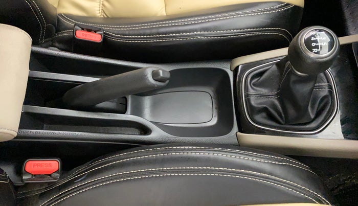 2024 Honda ELEVATE V MT, Petrol, Manual, 8,928 km, Gear Lever