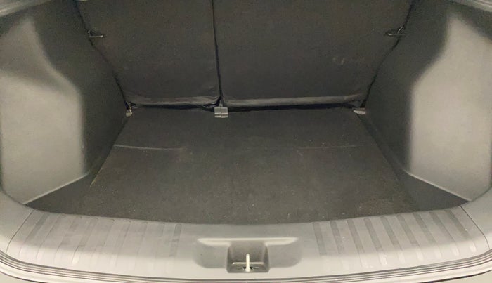 2024 Honda ELEVATE V MT, Petrol, Manual, 8,928 km, Boot Inside