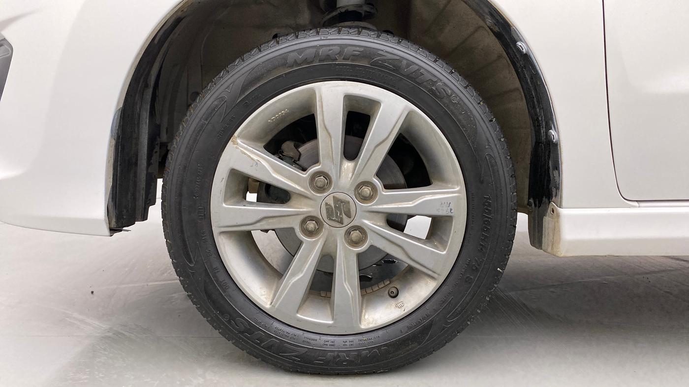 2013 Maruti Wagon R Stingray VXI, Petrol, Manual, 55,229 km, Left Front Wheel