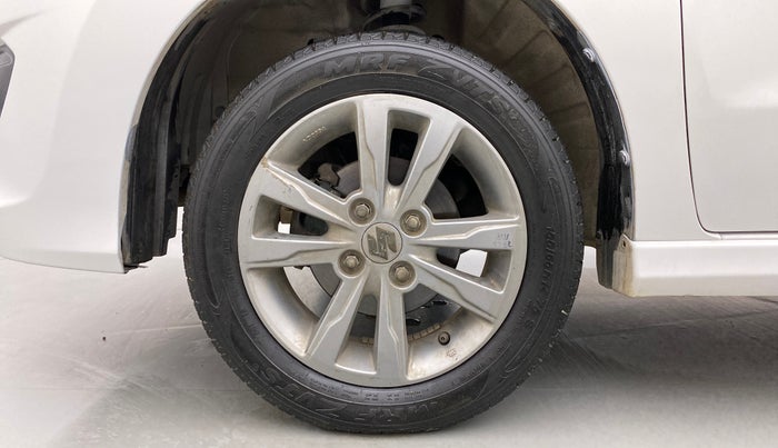 2013 Maruti Wagon R Stingray VXI, Petrol, Manual, 55,229 km, Left Front Wheel