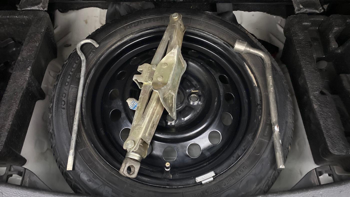 2013 Maruti Wagon R Stingray VXI, Petrol, Manual, 55,229 km, Spare Tyre