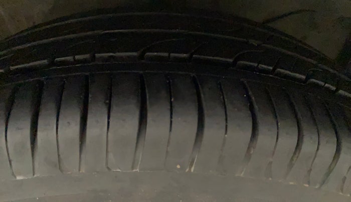 2018 Honda Amaze 1.2L I-VTEC VX, Petrol, Manual, 58,121 km, Right Front Tyre Tread