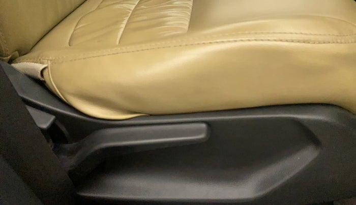 2018 Honda Amaze 1.2L I-VTEC VX, Petrol, Manual, 58,121 km, Driver Side Adjustment Panel