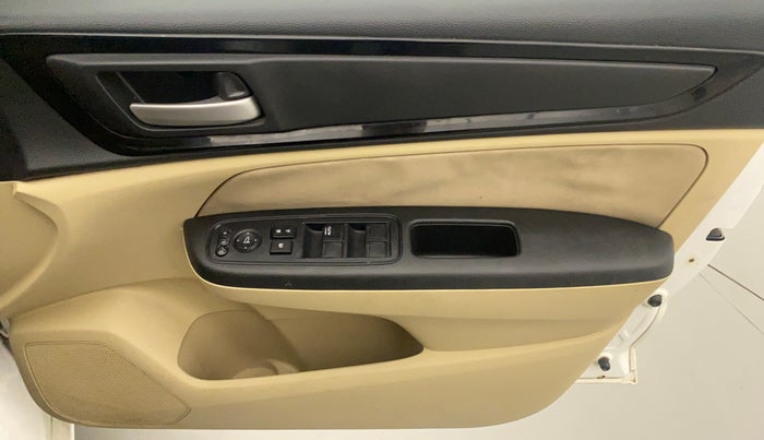 2018 Honda Amaze 1.2L I-VTEC VX, Petrol, Manual, 58,121 km, Driver Side Door Panels Control