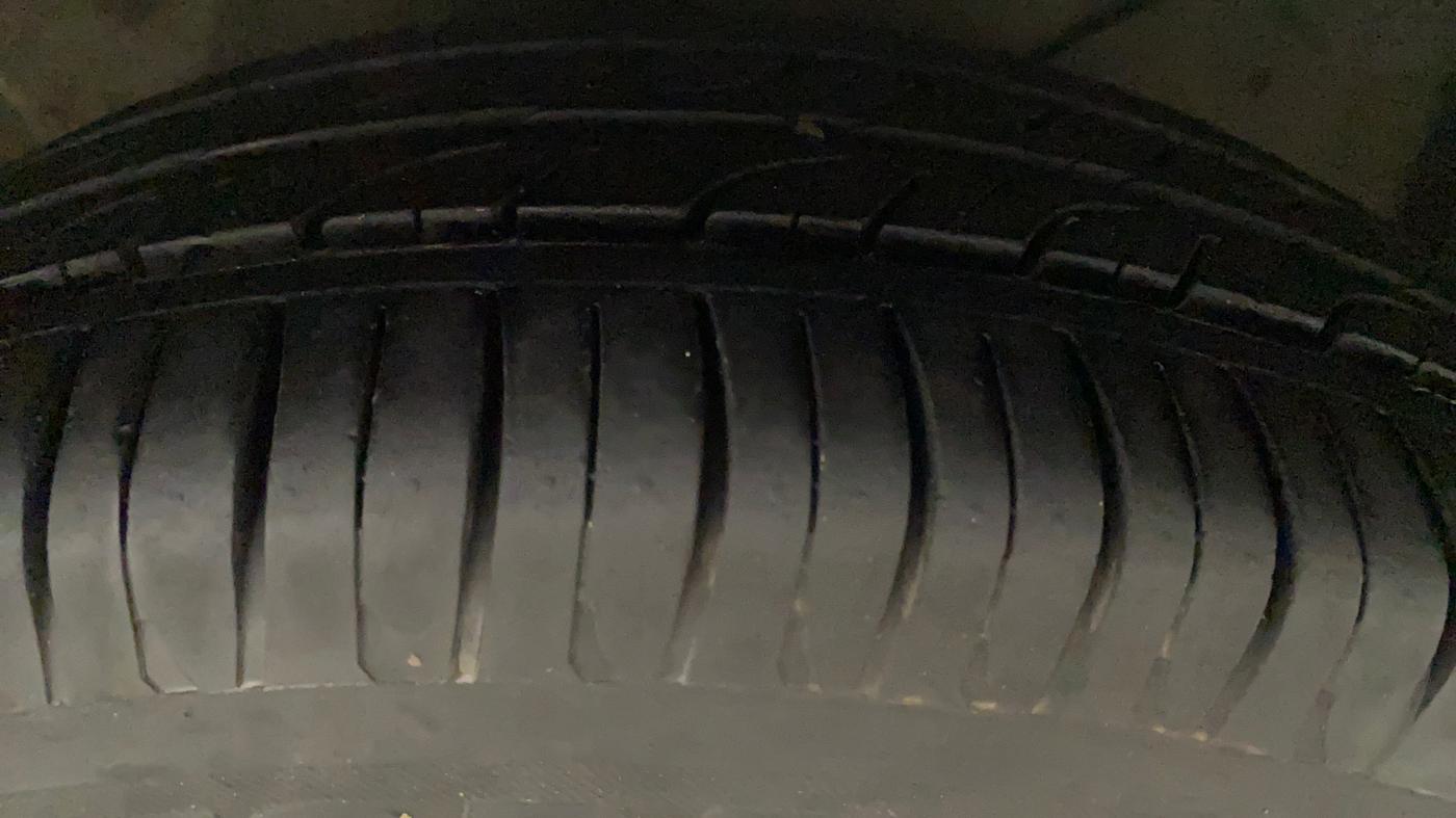 2018 Honda Amaze 1.2L I-VTEC VX, Petrol, Manual, 58,121 km, Left Front Tyre Tread