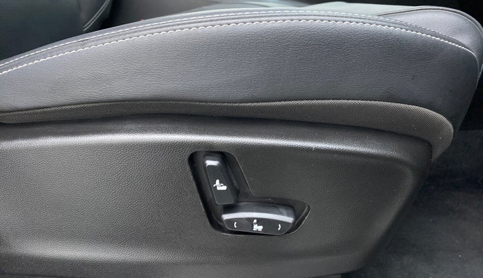 2020 MG HECTOR SHARP DCT PETROL, Petrol, Automatic, 4,186 km, Driver Side Adjustment Panel