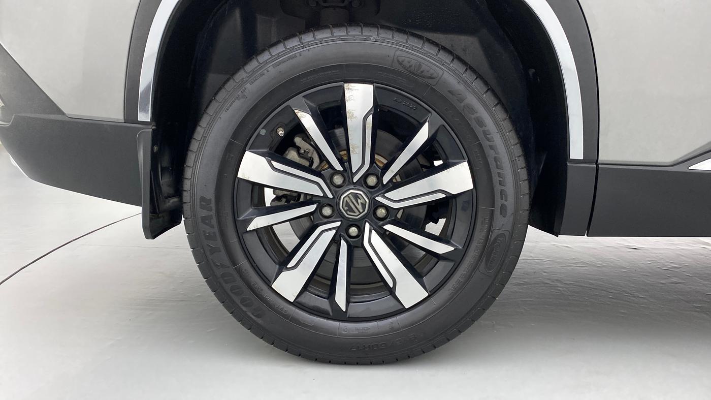 2020 MG HECTOR SHARP DCT PETROL, Petrol, Automatic, 4,186 km, Right Rear Wheel