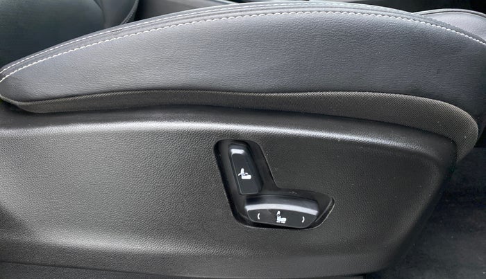 2020 MG HECTOR SHARP DCT PETROL, Petrol, Automatic, 4,186 km, Electrically Adjustable Driver's Seat