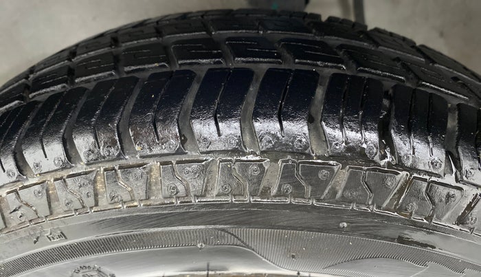2018 Maruti Alto 800 LXI, Petrol, Manual, 18,612 km, Left Front Tyre Tread