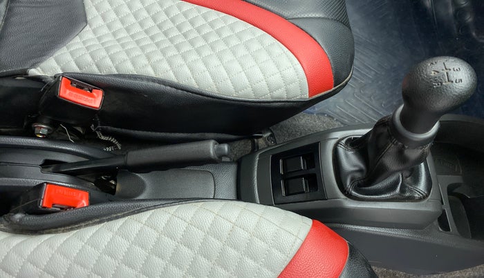 2018 Maruti Alto 800 LXI, Petrol, Manual, 18,612 km, Gear Lever