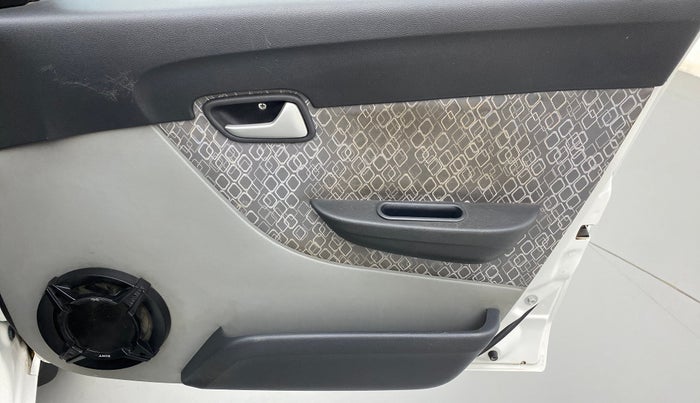 2018 Maruti Alto 800 LXI, Petrol, Manual, 18,612 km, Driver Side Door Panels Control