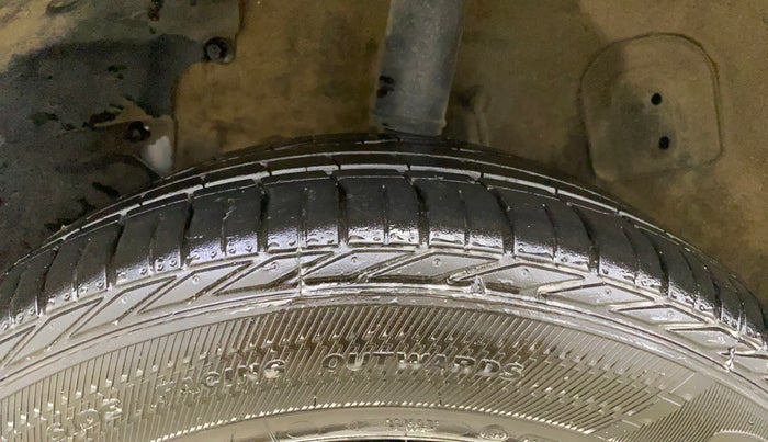 2020 Tata NEXON XZ PLUS (O) PETROL, Petrol, Manual, 17,461 km, Right Rear Tyre Tread