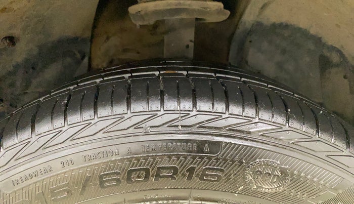 2020 Tata NEXON XZ PLUS (O) PETROL, Petrol, Manual, 17,461 km, Right Front Tyre Tread