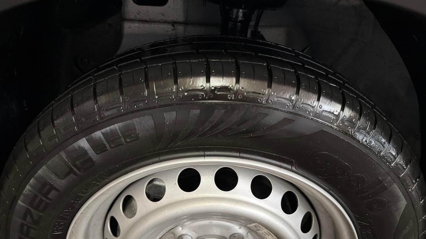 2026 Hyundai EXTER EX 1.2 MT, Petrol, Manual, 345 km, Left Front Tyre Tread