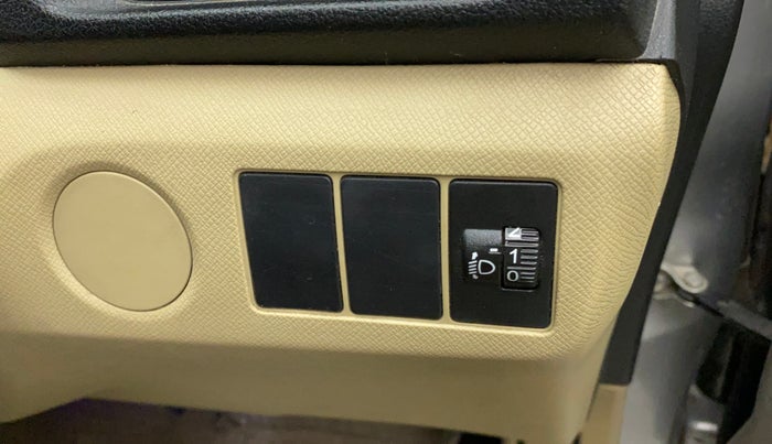 2018 Honda Amaze 1.2L I-VTEC S, Petrol, Manual, 52,466 km, Dashboard - Headlight height adjustment not working