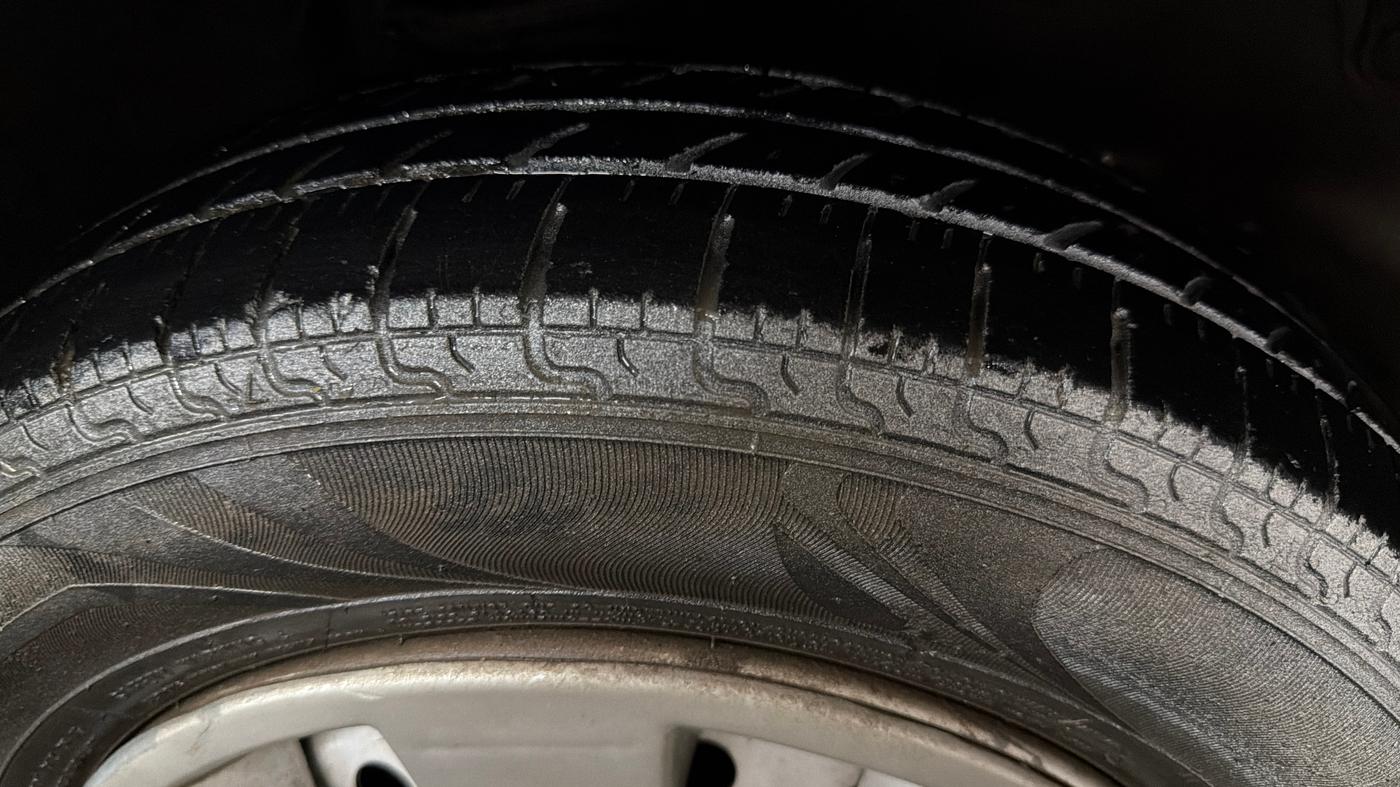 2015 Maruti Alto K10 VXI (O), Petrol, Manual, 86,069 km, Right Front Tyre Tread