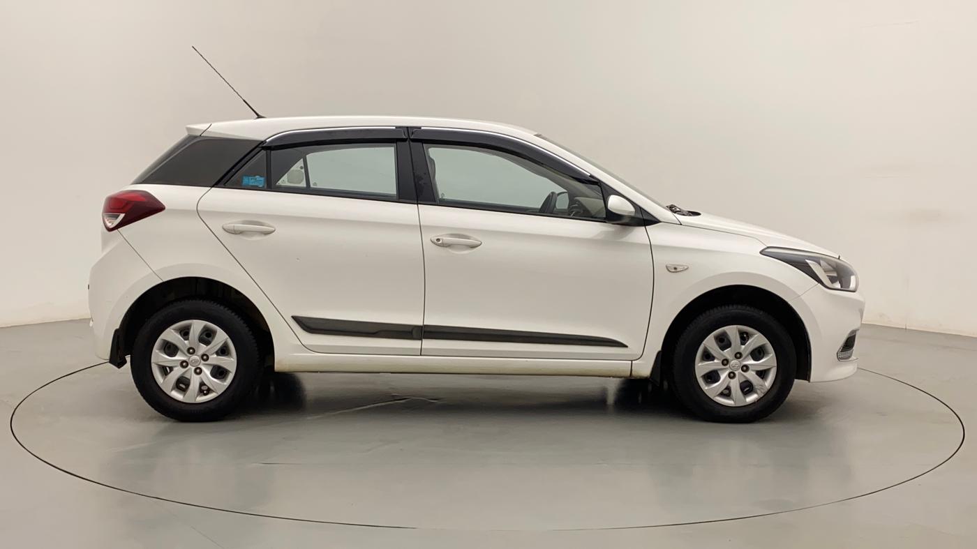 2015 Hyundai Elite i20 MAGNA 1.4 CRDI, Diesel, Manual, 38,785 km, Right Side View