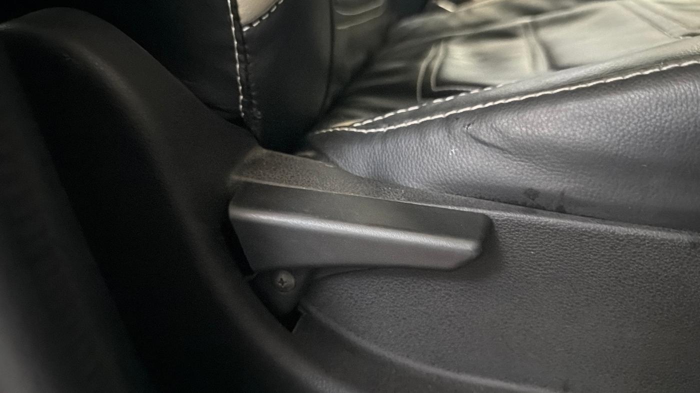 2019 Tata Tiago XZA PETROL, Petrol, Automatic, 27,925 km, Driver Side Adjustment Panel