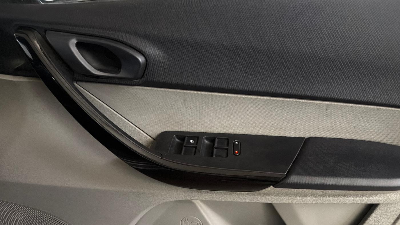 2019 Tata Tiago XZA PETROL, Petrol, Automatic, 27,925 km, Driver Side Door Panels Control