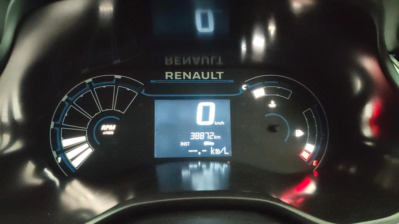 2022 Renault TRIBER RXZ, Petrol, Manual, 38,872 km, Odometer Image