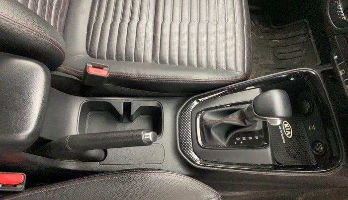 2021 KIA SONET GTX PLUS 1.0 DCT, Petrol, Automatic, 48,613 km, Gear Lever