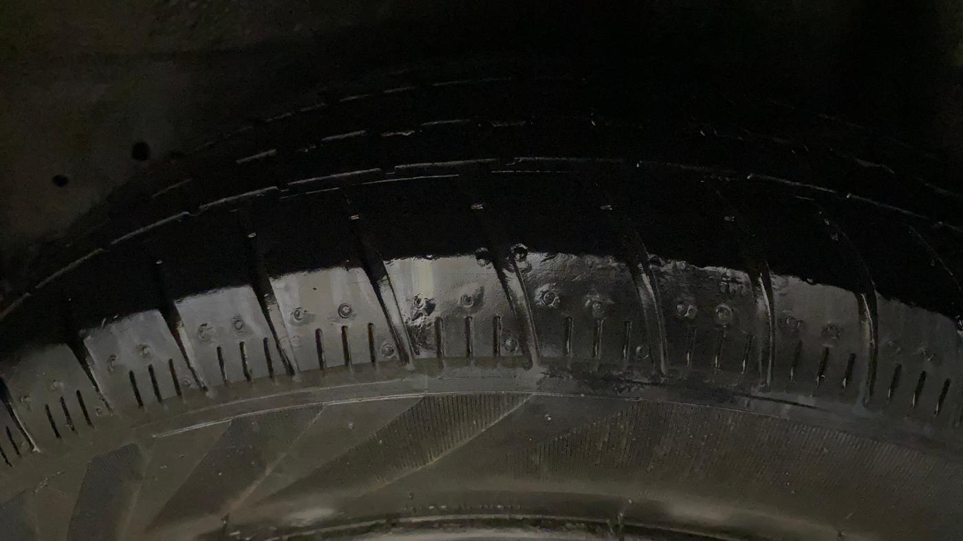 2019 Maruti Celerio VXI CNG, CNG, Manual, 29,929 km, Left Rear Tyre Tread