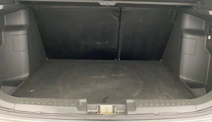 2016 Maruti Vitara Brezza ZDI PLUS, Diesel, Manual, 93,645 km, Boot Inside
