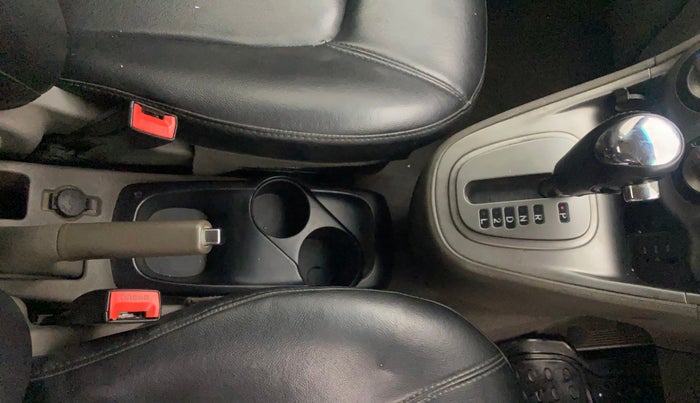 2013 Hyundai i10 SPORTZ 1.2 AT, Petrol, Automatic, 76,045 km, Gear Lever