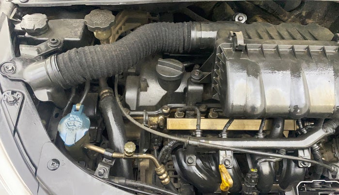 2013 Hyundai i10 SPORTZ 1.2 AT, Petrol, Automatic, 76,045 km, Engine View - Right