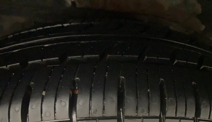 2013 Hyundai i10 SPORTZ 1.2 AT, Petrol, Automatic, 76,045 km, Right Rear Tyre Tread