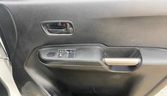 2017 Maruti IGNIS SIGMA 1.2, Petrol, Manual, 86,133 km, Driver Side Door Panels Control