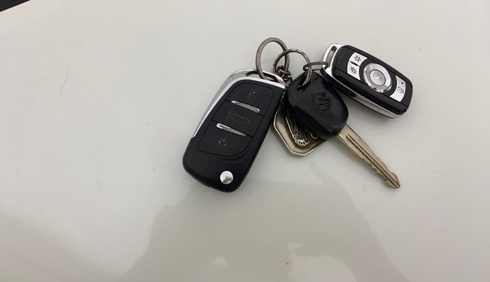 2017 Maruti IGNIS SIGMA 1.2, Petrol, Manual, 86,133 km, Key Close Up