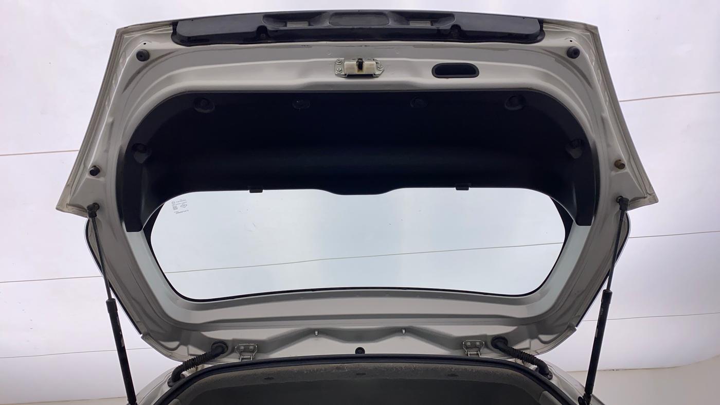 2013 Maruti Swift VDI, Diesel, Manual, 44,102 km, Boot Door Open
