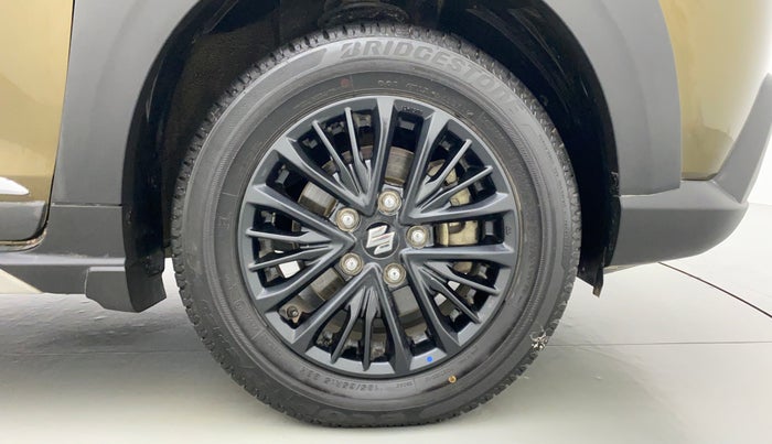 2019 Maruti XL6 ALPHA SHVS  MT, Petrol, Manual, 18,204 km, Right Front Wheel