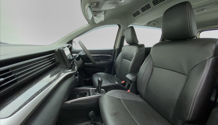 2019 Maruti XL6 ALPHA SHVS  MT, Petrol, Manual, 18,204 km, Right Side Front Door Cabin