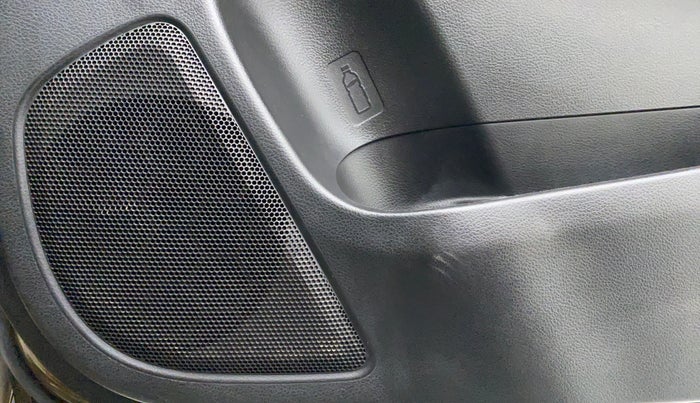 2019 Maruti XL6 ALPHA SHVS  MT, Petrol, Manual, 18,204 km, Speaker